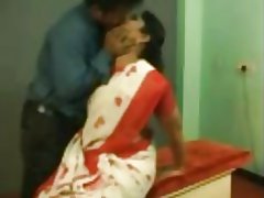 Indiana zia fare sesso sul posto di lavoro